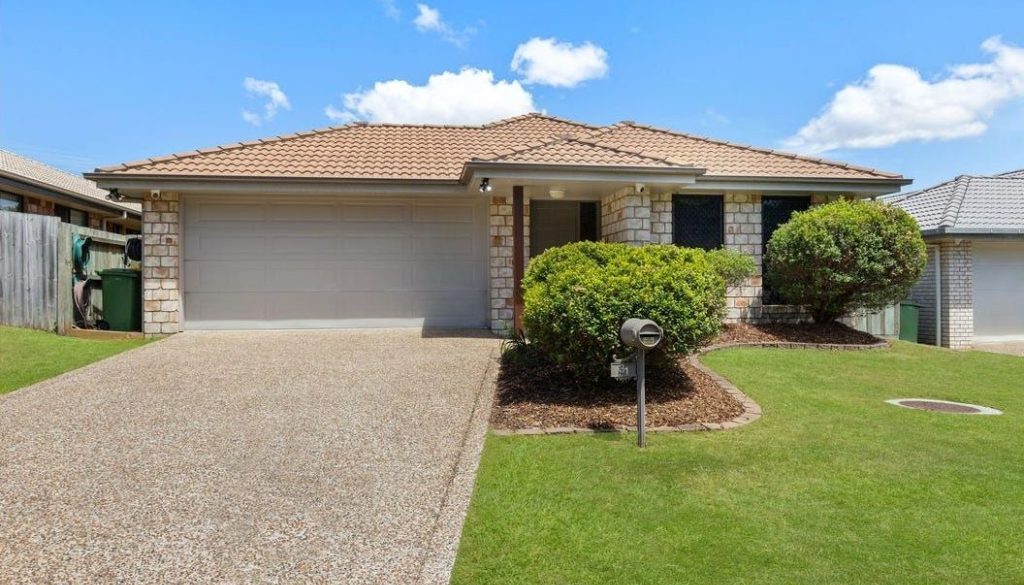 storage-unit-morayfield